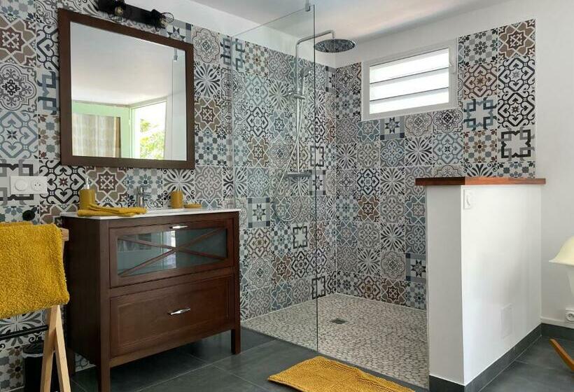 اتاق استاندارد, Les Coulirooms