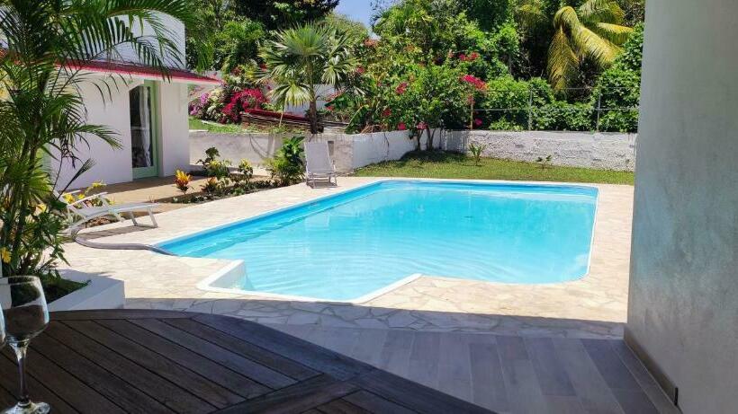 اتاق استاندارد, Les Coulirooms