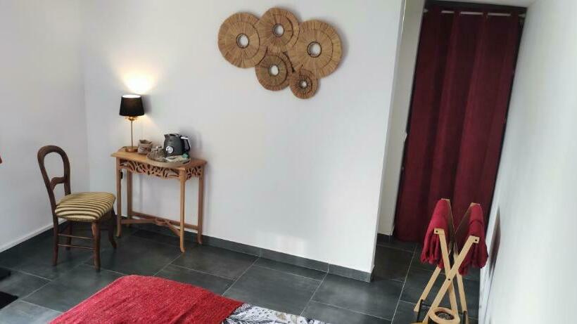 اتاق استاندارد, Les Coulirooms