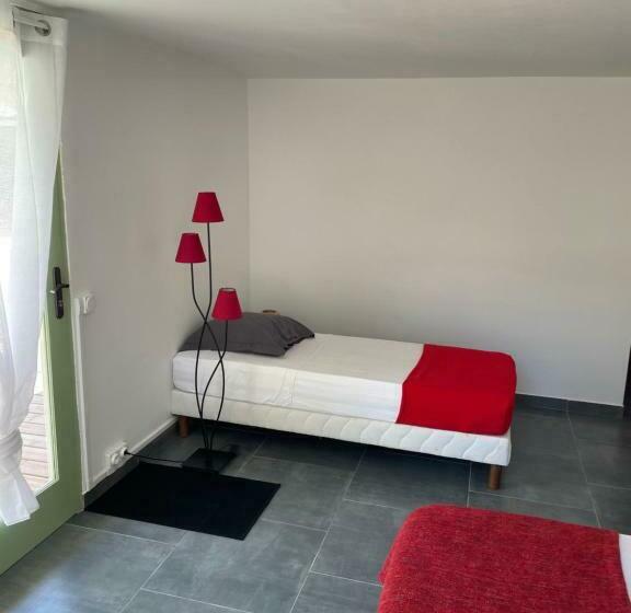 اتاق استاندارد, Les Coulirooms