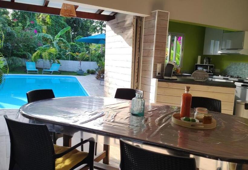 اتاق استاندارد, Les Coulirooms