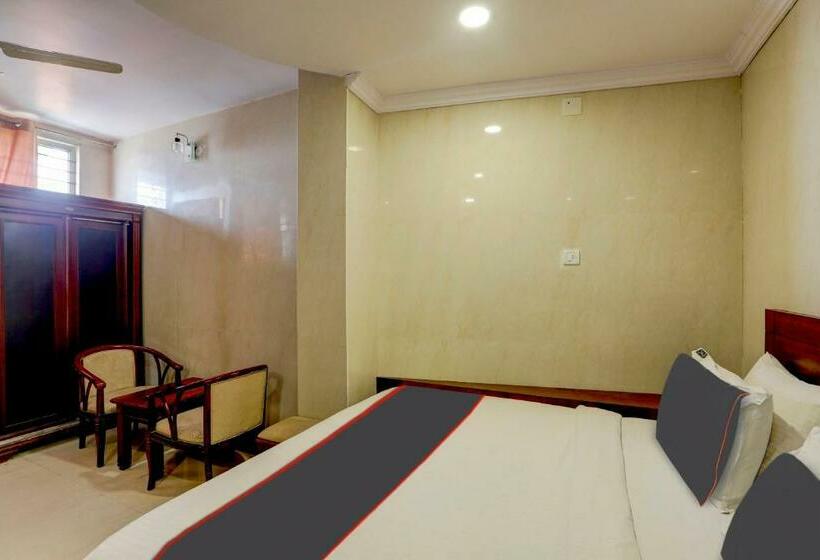 חדר דלוקס לשלושה, Capital O Hotel Yuvraj Signature