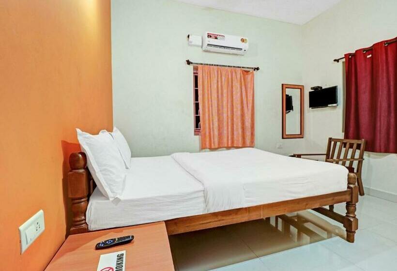 Pokój Trzyosobowy Klasyczny, Oyo Silverkey Executive Stays 81374 Goodstays