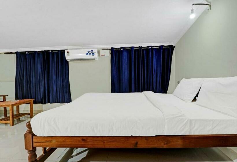 Quarto Triplo Clássico, Oyo Silverkey Executive Stays 81374 Goodstays