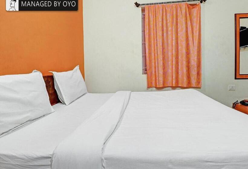 Quarto Triplo Clássico, Oyo Silverkey Executive Stays 81374 Goodstays
