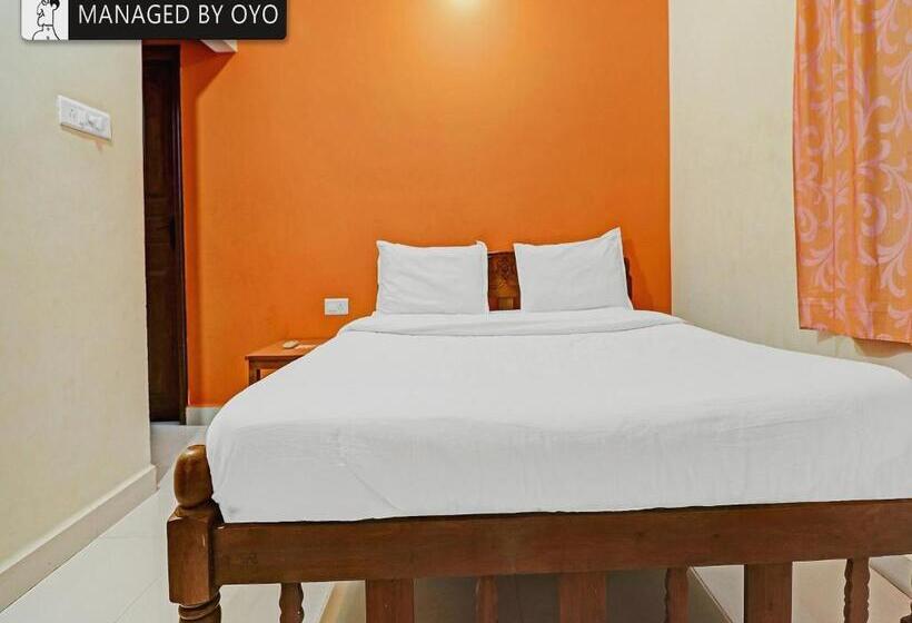 Quarto Triplo Clássico, Oyo Silverkey Executive Stays 81374 Goodstays