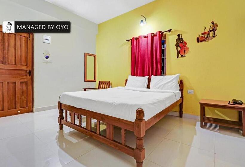 Quarto Triplo Clássico, Oyo Silverkey Executive Stays 81374 Goodstays