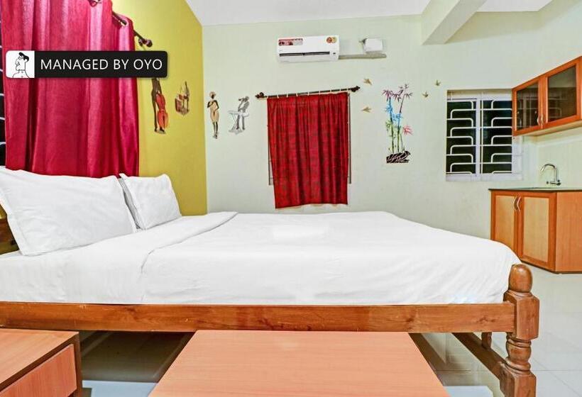 Quarto Triplo Clássico, Oyo Silverkey Executive Stays 81374 Goodstays