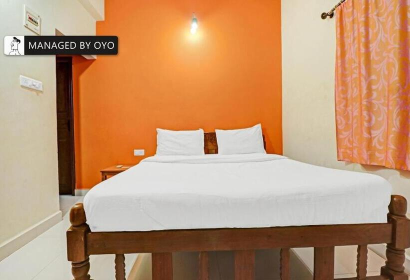Quarto Triplo Clássico, Oyo Silverkey Executive Stays 81374 Goodstays