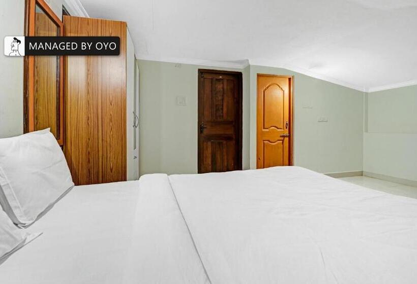 Quarto Triplo Clássico, Oyo Silverkey Executive Stays 81374 Goodstays