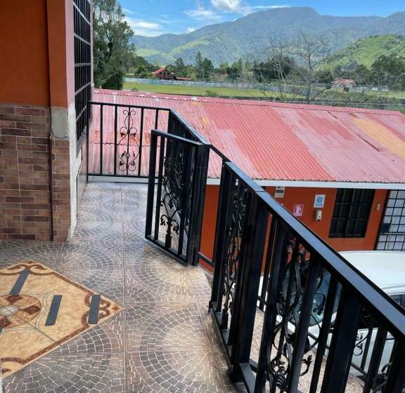 家庭间, Cabañas Guadalupe Volcán