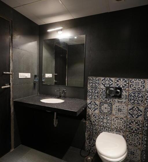 スタンダードルーム, Sattva  A Boutique