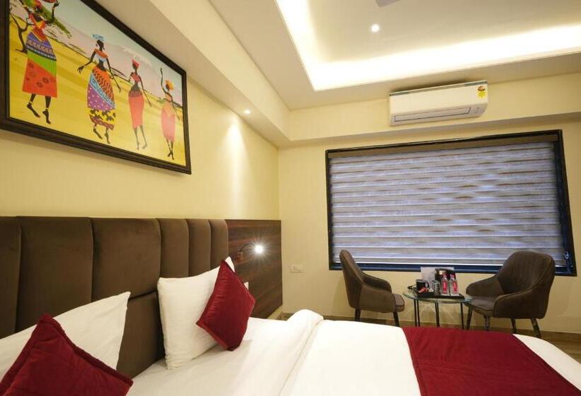 スタンダードルーム, Sattva  A Boutique