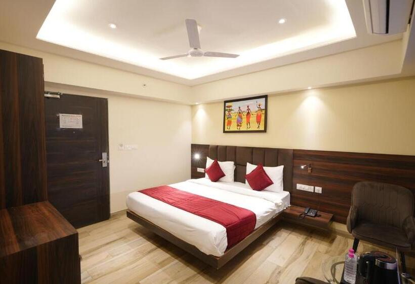 スタンダードルーム, Sattva  A Boutique