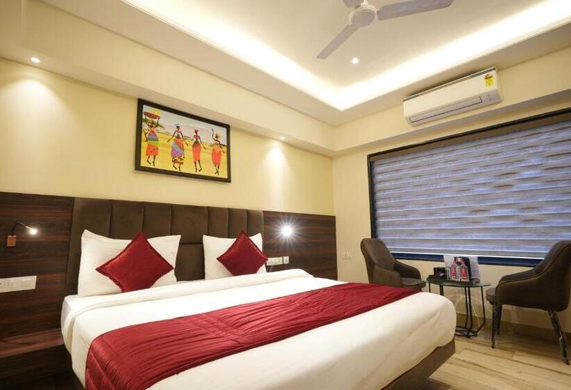 スタンダードルーム, Sattva  A Boutique