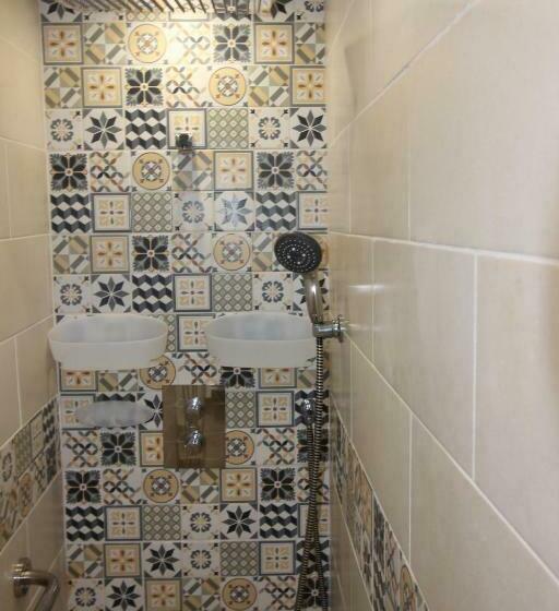 四人标准间, La Charentaise Des Lilas