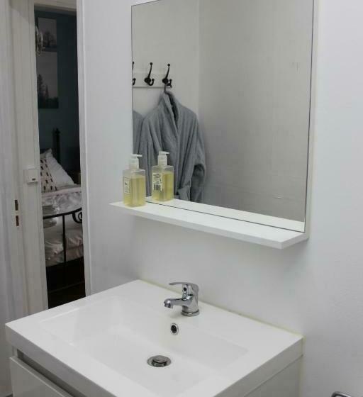 家庭间, La Charentaise Des Lilas