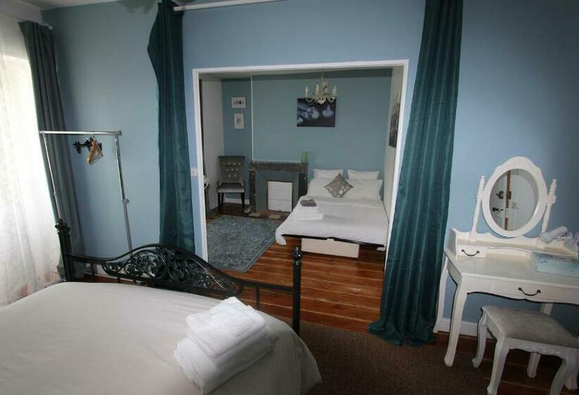 家庭间, La Charentaise Des Lilas