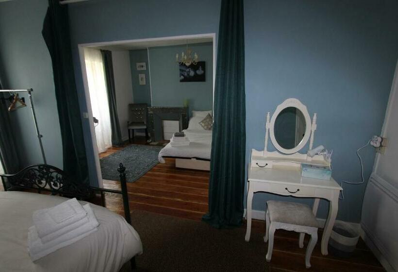 家庭间, La Charentaise Des Lilas