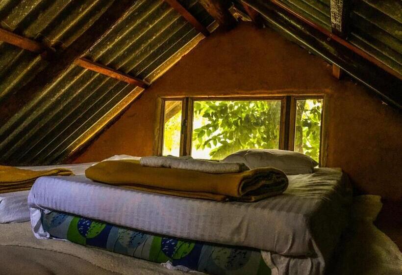 חדר משפחתי נוף להרים, Shadow Mask Bungalow