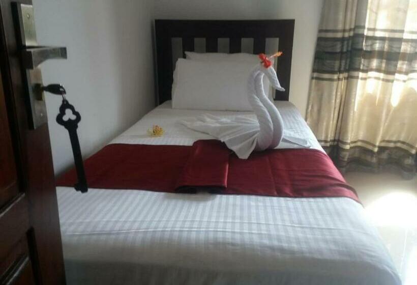 スタンダードトリプルルーム, Villa Sanitha