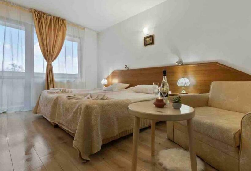 标准间带山景, еко хотел макрелов