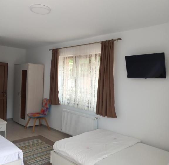 标准三人间, Casa Lia Figa