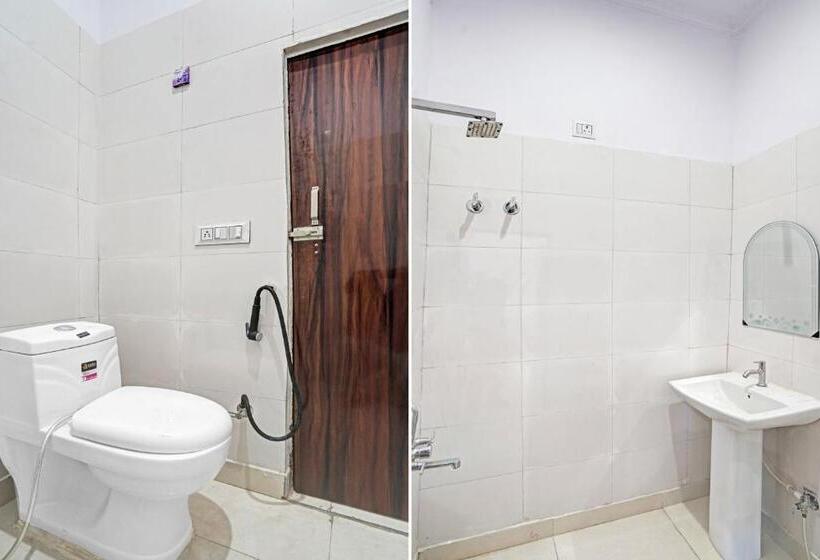 トリプルクラシックルーム, Oyo Flagship 81353 Hardwari