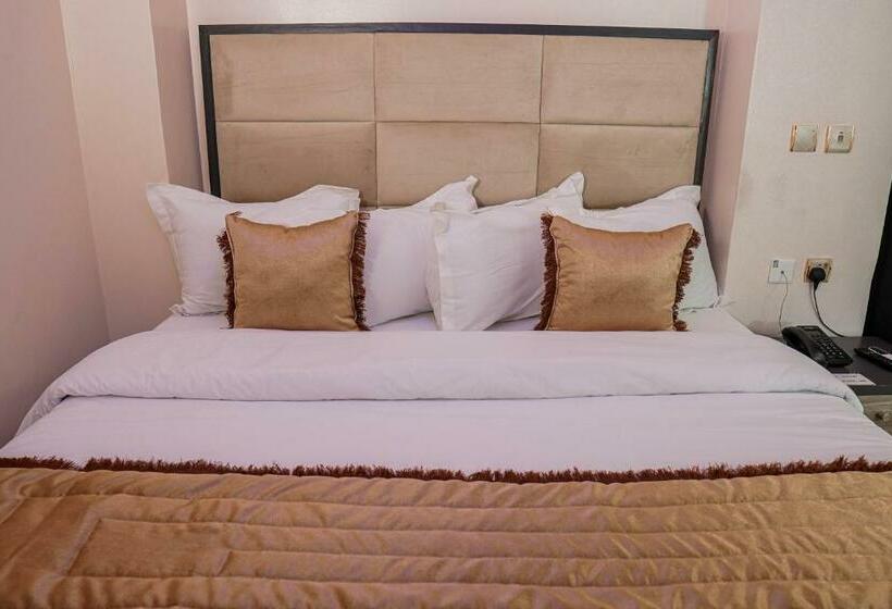 스탠다드 룸, Romeneo Grand Royal