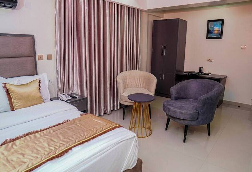 디럭스 룸, Romeneo Grand Royal