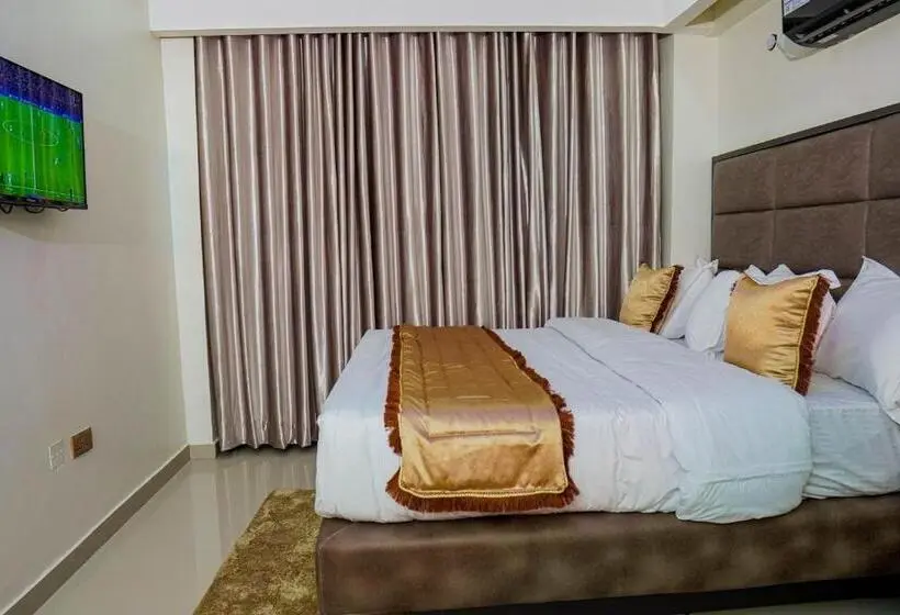 اتاق استاندارد با تخت بزرگ, Romeneo Grand Royal