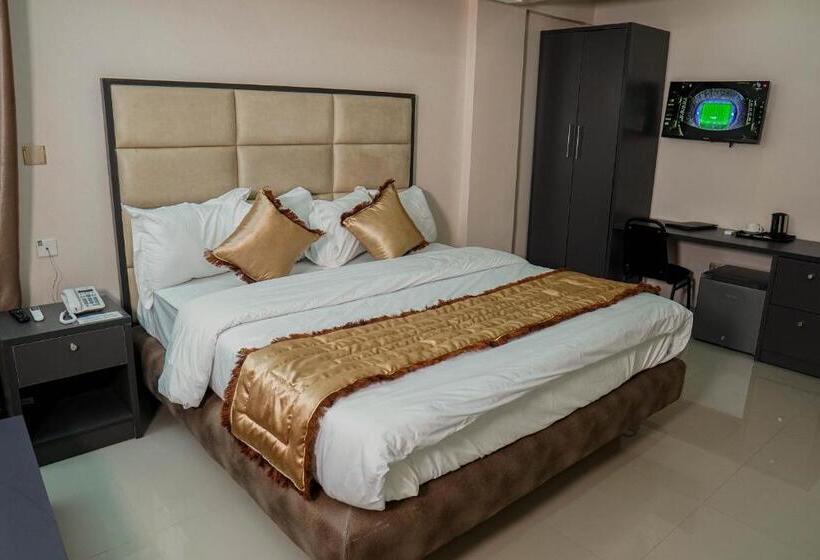 디럭스 룸 킹사이즈 침대, Romeneo Grand Royal