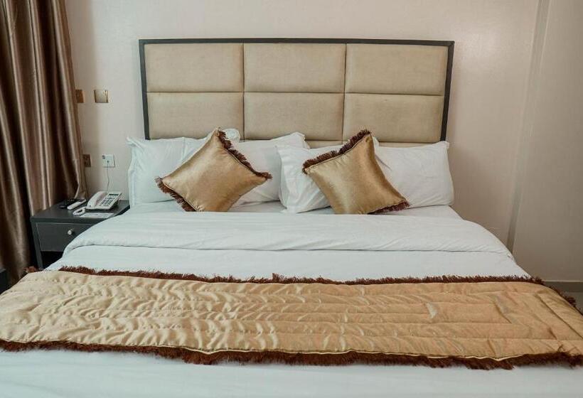 디럭스 룸 킹사이즈 침대, Romeneo Grand Royal