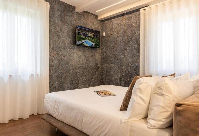 جناح إدارى, Tenuta Fogliani Resort & Natural Spa