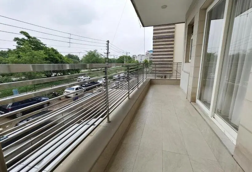 Suite, Aadat