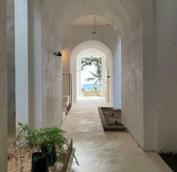 Perhehuone Merinäkymä, Palm Beach Guest House
