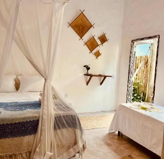 Deluxe Kolmen Hengen Huone, Pousada Jardim Da Praça