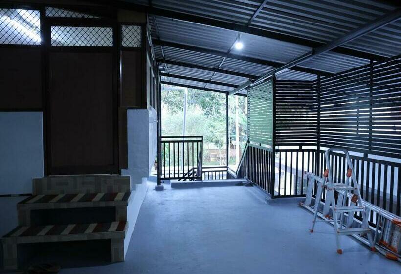 デラックスルーム, Malpans Mansion