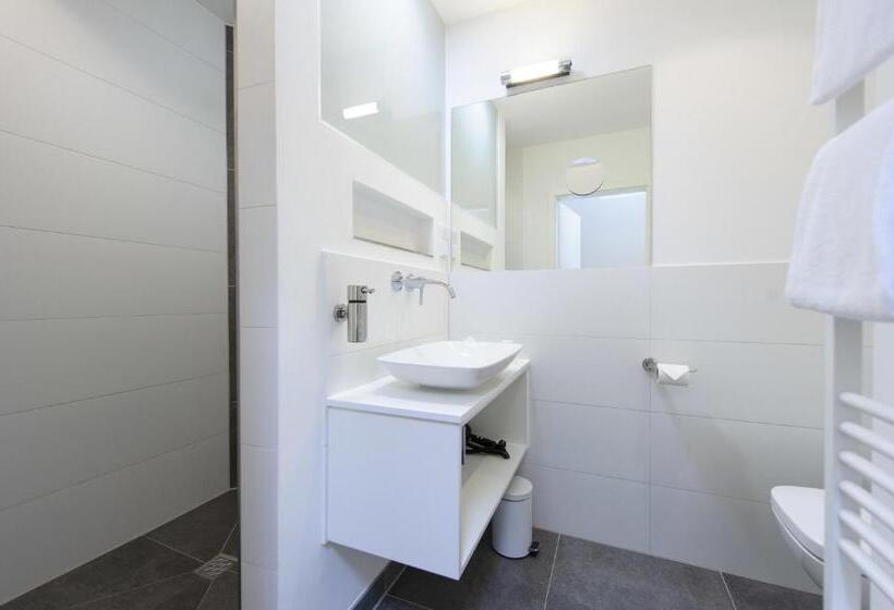 Номер Стандарт Индивидуальный, Einzigartig   Das Kleine Hotel Im Wasserviertel