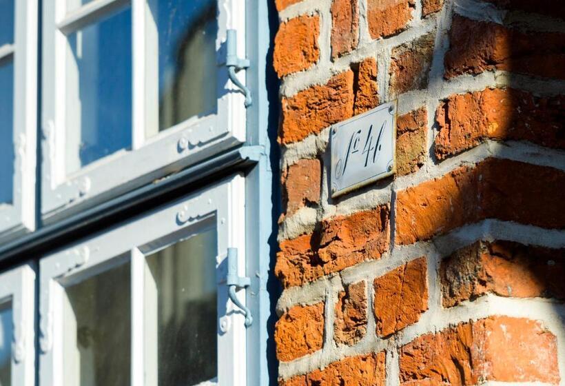 Дом 2 Спальни, Einzigartig   Das Kleine Hotel Im Wasserviertel