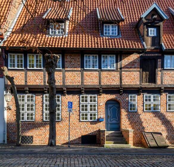 Дом 2 Спальни, Einzigartig   Das Kleine Hotel Im Wasserviertel