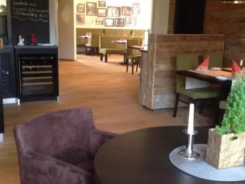 スタンダードシングルルーム, Restaurant Zur Linde