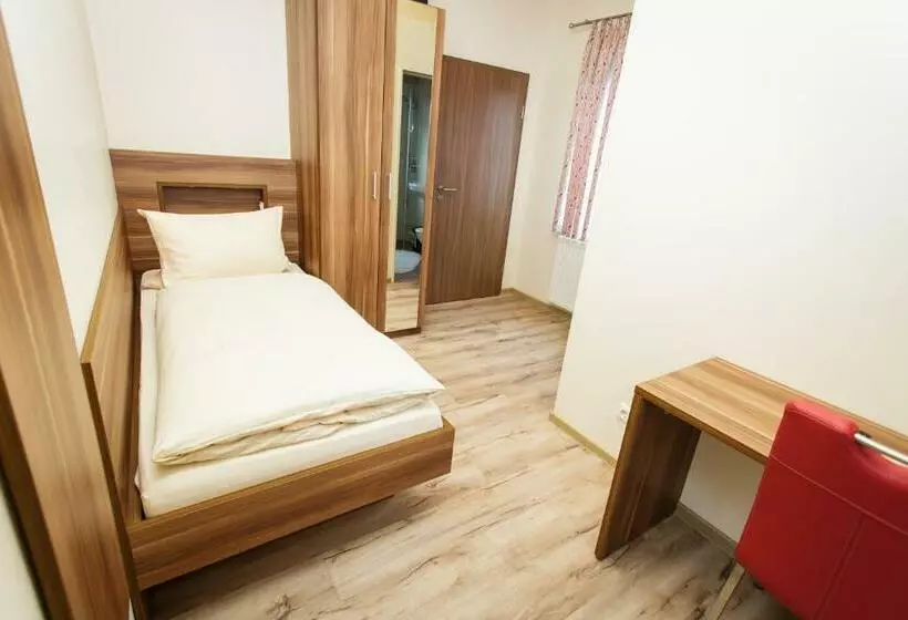 اتاق استاندارد یک نفره, Bayrischer Hof