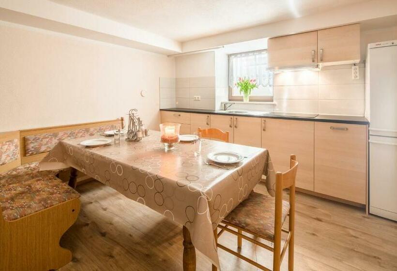 غرفة قياسية, Bettstadl