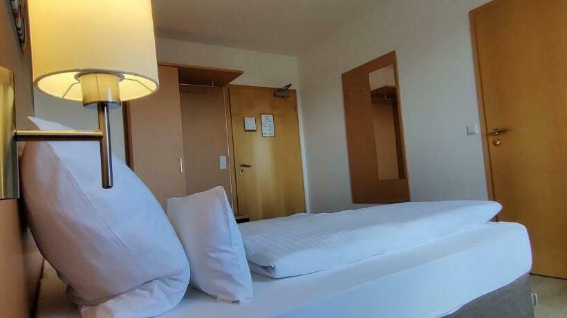 חדר אקונומי, Brigel Hof