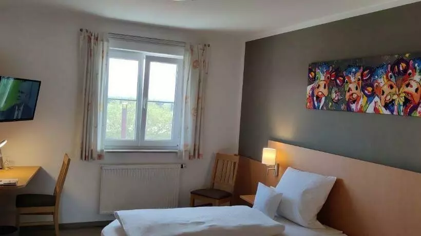 Economy-huone, Brigel Hof