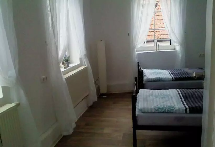 اتاق استاندارد, Citypension Melsungen
