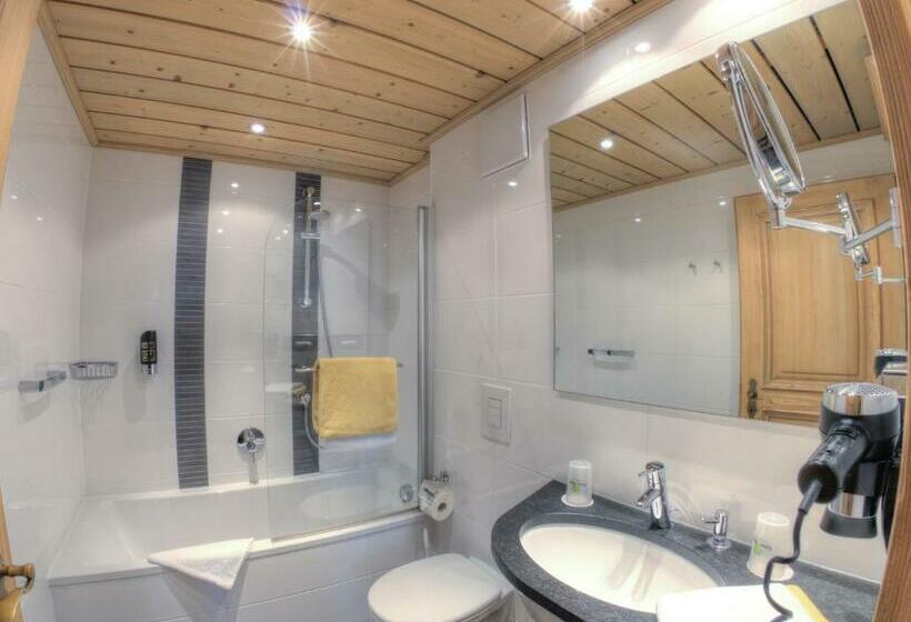 Quarto standard, Grüner Baum