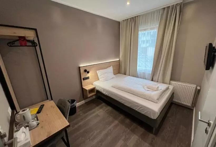 スタンダードシングルルーム, Jj Hotel Hannover City Pension