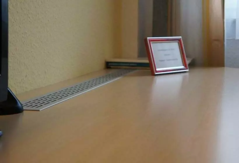 Standard Yhden Hengen Huone, Jägerhof
